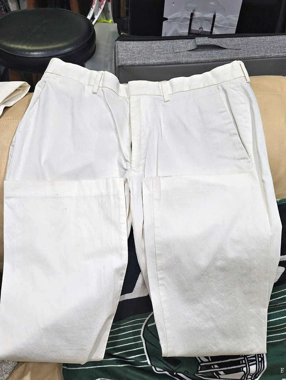 GAP White Chino Pants